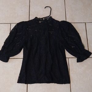 EXPRESS Womens Size XS Black Lace Puff-Sleeve Blouse